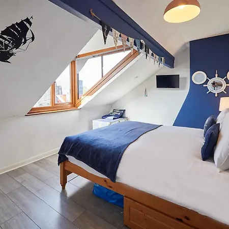 Host & - George House *