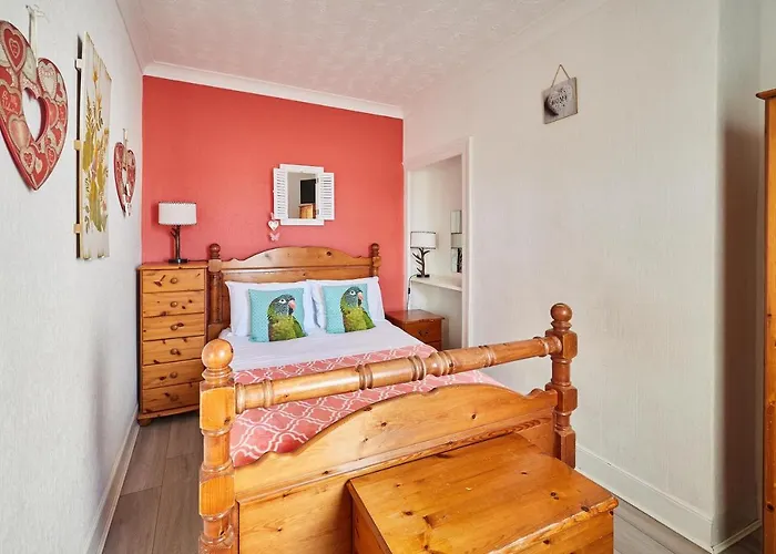 Host & - George House בית נופש וויטבי