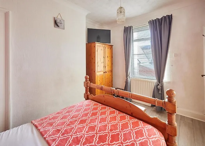 Host & - George House בית נופש